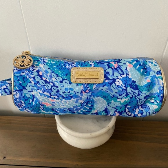 Lilly Pulitzer Handbags - Lilly Pulitzer Pencil Pouch Case Makeup Bag Wave After Wave Blue Gold Handle